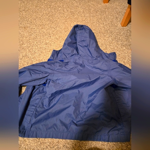 North face rain coat - Picture 3 of 3